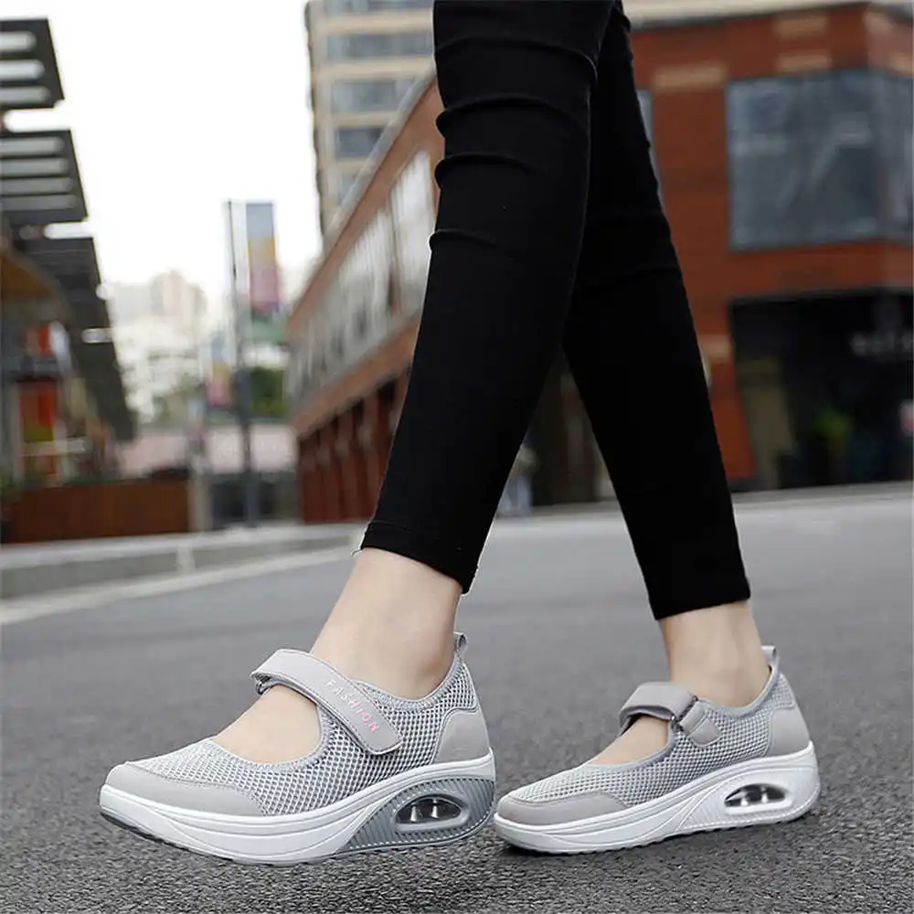 Vintage Fashion Resale - 36-41 Демисезонные цветные кроссовки Прогулочные коньки